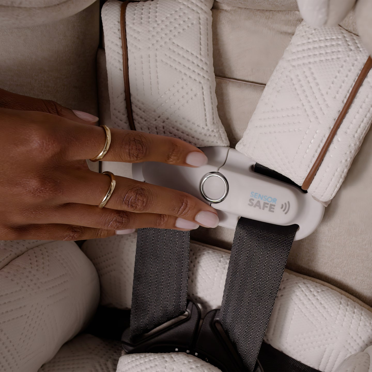 Evenflo - Limited Edition Revolve360 Extend All-in-One Rotational Car Seat with Green & Gentle Fabric - Champagne